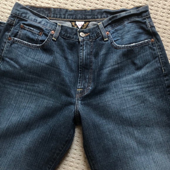 Lucky Brand by Gene Montesano Men’s Jeans - Picture 6 of 6